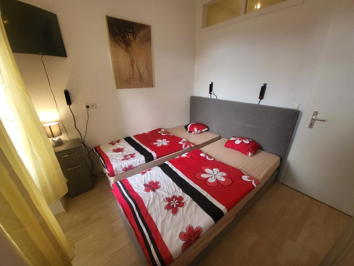 Apartmentzimmer Erfurt Esterno foto