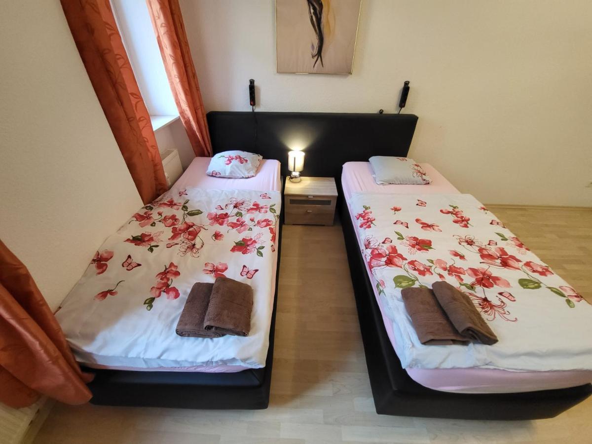 Apartmentzimmer Erfurt Esterno foto